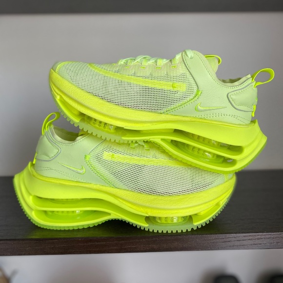 nike zoom double stacked barely volt